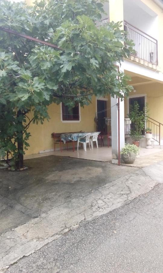 Ivan Starigrad Paklenica Buitenkant foto
